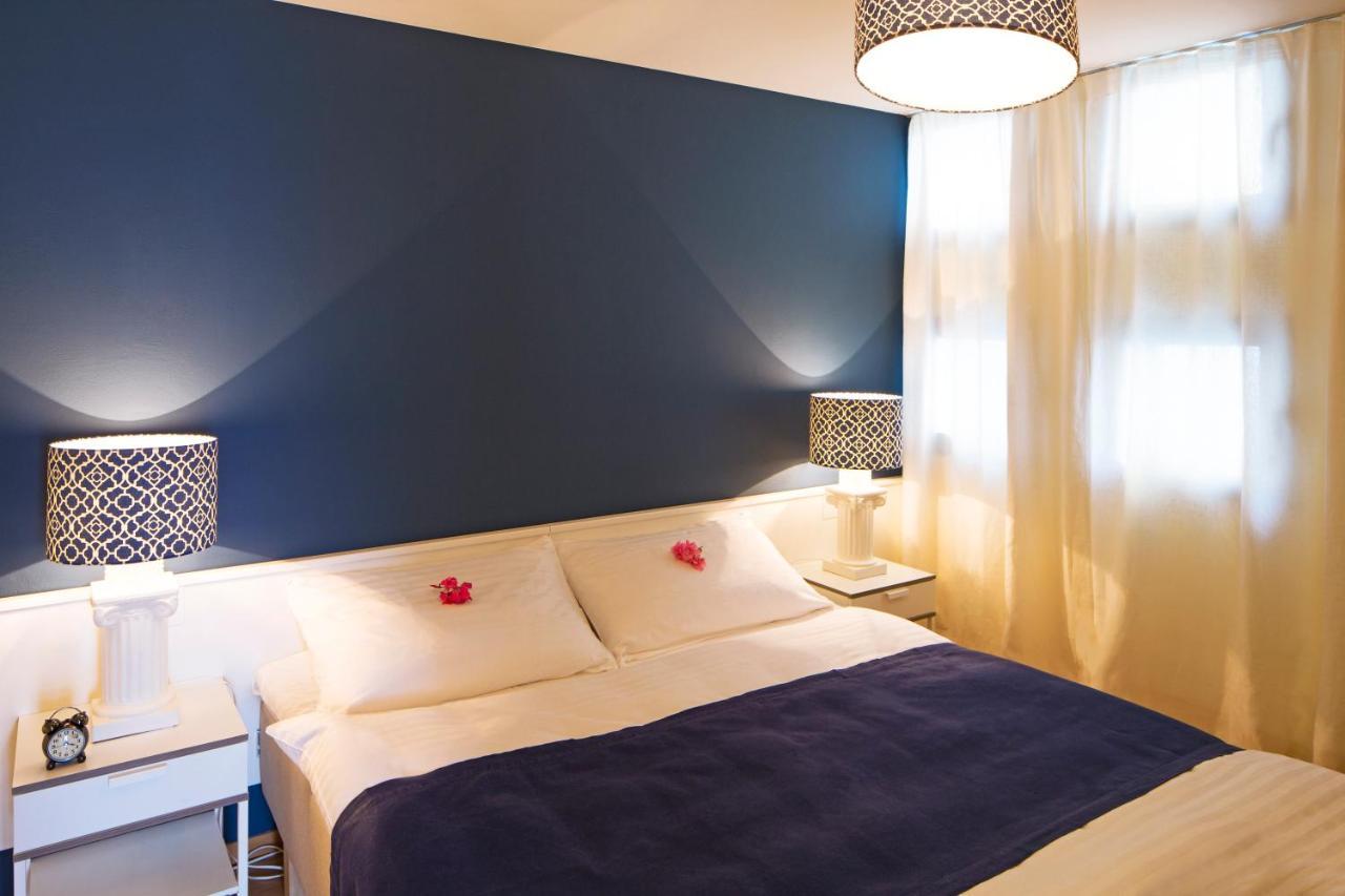 La Barca Blu Hotel Muralto Eksteriør billede